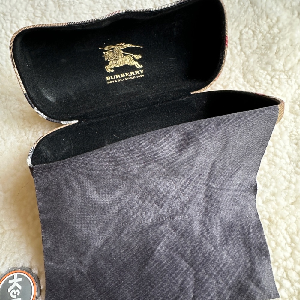 Burberry sunglasses case